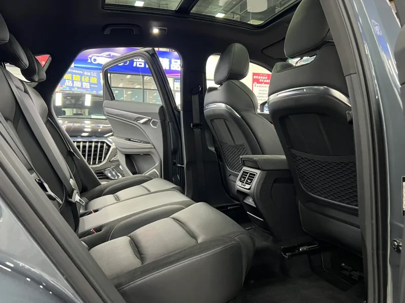 Geely Xingyue 2019 350T Estrella interior foto 8