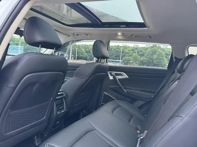 Geely Boyue 2020 1.8TD DCT Two-drive intelligent joint type 4G Interconnected Edition exterior photo 8 Geely Boyue 2020 1.8TD DCT Two-drive intelligent joint type 4G Interconnected Edition exterior photo 8