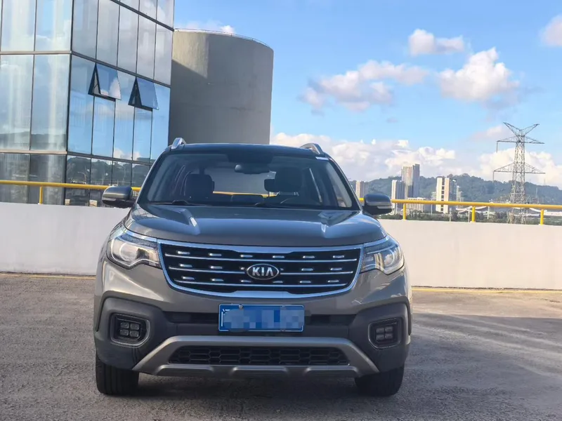 Kia Sportage 2018 2.0L Édition de luxe intelligente automatique Pays V extérieur photo 2 Kia Sportage 2018 2.0L Édition de luxe intelligente automatique Pays V extérieur photo 2