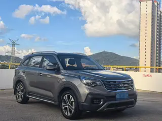Kia Sportage 2018 2.0L Édition de luxe intelligente automatique Pays V extérieur photo 3 Kia Sportage 2018 2.0L Édition de luxe intelligente automatique Pays V extérieur photo 3