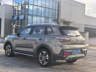 Kia Sportage 2018 2.0L Édition de luxe intelligente automatique Pays V intérieur photo 7 Kia Sportage 2018 2.0L Édition de luxe intelligente automatique Pays V intérieur photo 7