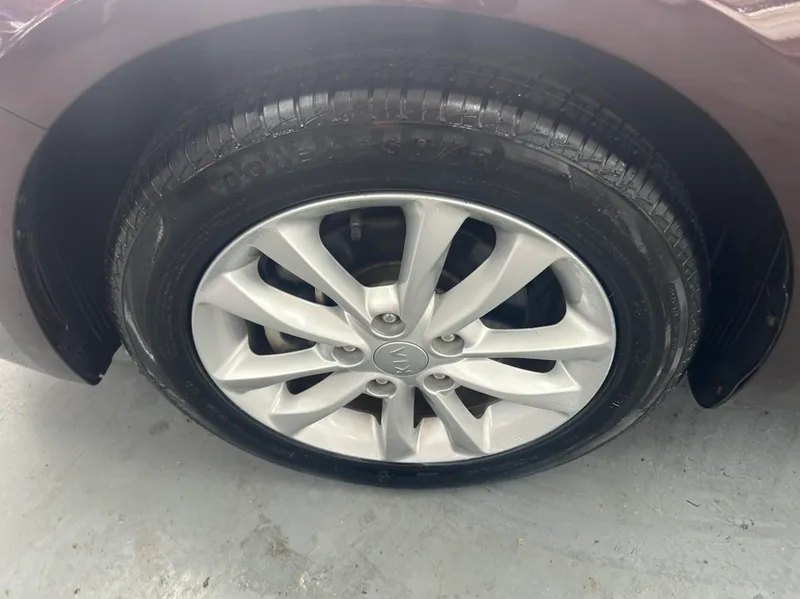 Kia K3 2016 1.6L Automatic GL interior photo 14 Kia K3 2016 1.6L Automatic GL interior photo 14