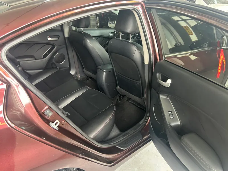 Kia K3 2016 1.6L Automatic GL interior photo 16 Kia K3 2016 1.6L Automatic GL interior photo 16