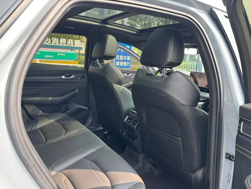 Geely Preface 2023 1.5T Kunlun Edition interior photo 12 Geely Preface 2023 1.5T Kunlun Edition interior photo 12