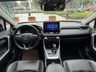 Toyota RAV4 2021 2.5L Four-wheel drive flagship Pro interior photo 7 Toyota RAV4 2021 2.5L Four-wheel drive flagship Pro interior photo 7