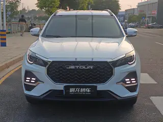 Jetour X70 2025 1.5T DCT To surpass PRO 7 seat exterior photo 2 Jetour X70 2025 1.5T DCT To surpass PRO 7 seat exterior photo 2