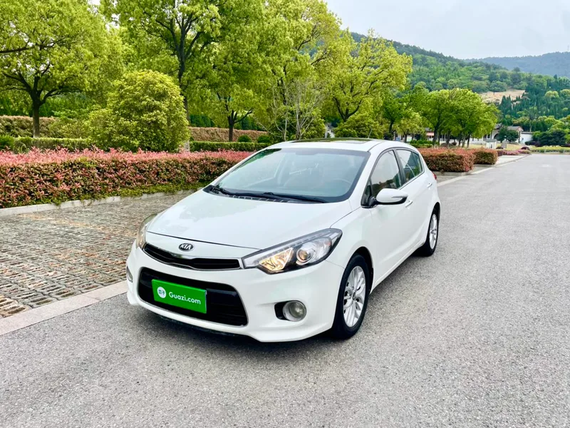 Kia K3S 2014 1.6L Automatic GLS exterior photo 1 Kia K3S 2014 1.6L Automatic GLS exterior photo 1
