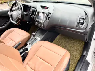 Kia K3S 2014 1.6L Automatic GLS interior photo 17 Kia K3S 2014 1.6L Automatic GLS interior photo 17