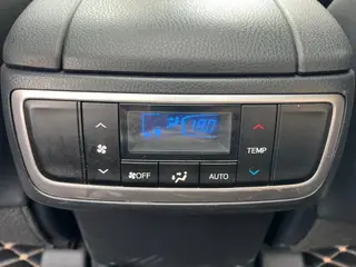 Toyota Highlander 2020 2.0T Million Commemorative Edition interior photo 11 Toyota Highlander 2020 2.0T Million Commemorative Edition interior photo 11
