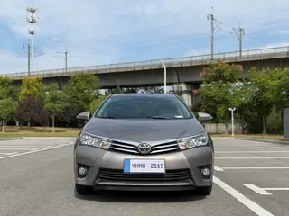 Toyota Corolla 2017 1.6L CVT GL extérieur photo 2 Toyota Corolla 2017 1.6L CVT GL extérieur photo 2