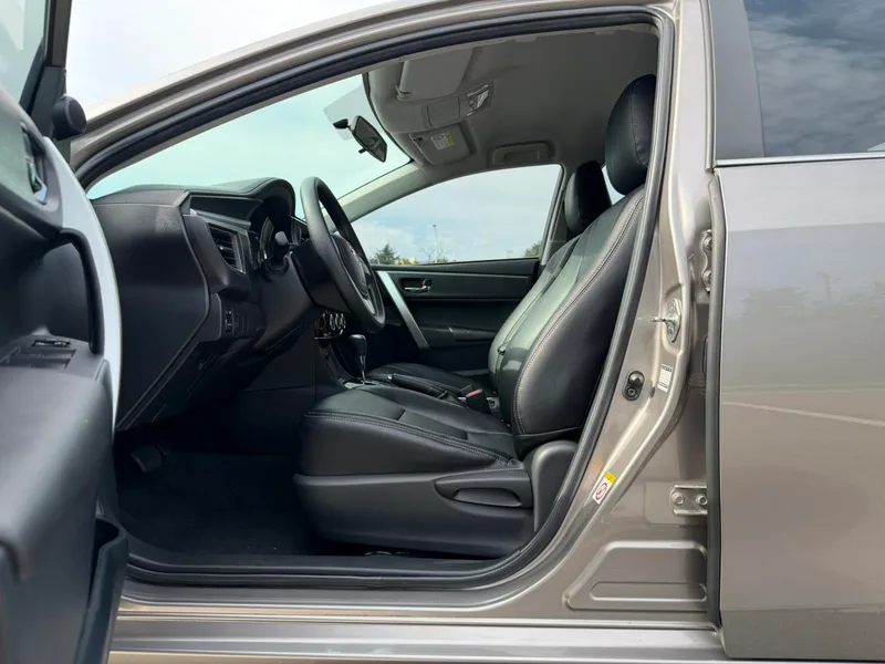 Toyota Corolla 2017 1.6L CVT GL extérieur photo 5 Toyota Corolla 2017 1.6L CVT GL extérieur photo 5