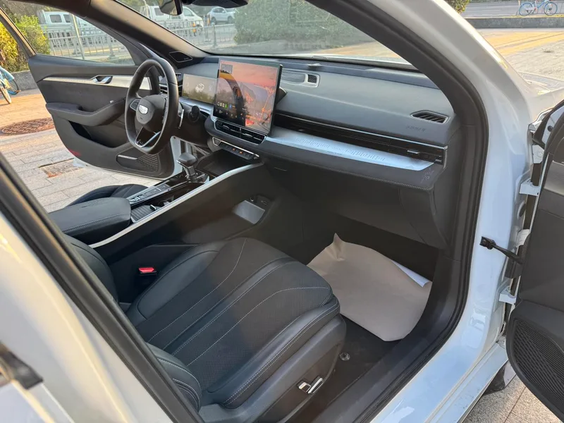 Geely Preface 2025 2.0T Oriental Yao Current Edition interior photo 12 Geely Preface 2025 2.0T Oriental Yao Current Edition interior photo 12