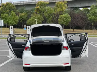 Toyota Corolla 2023 Intelligent electric hybrid double engine 1.8L E-CVT Elite Edition exterior photo 8