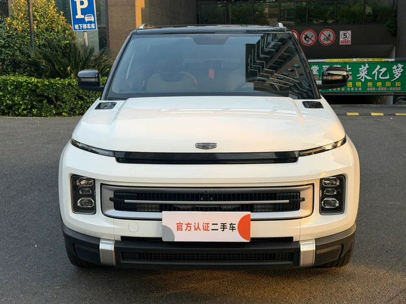 Geely ICON 2023 1.5TD Chocolate Alcoholic Edition exterior photo 2 Geely ICON 2023 1.5TD Chocolate Alcoholic Edition exterior photo 2