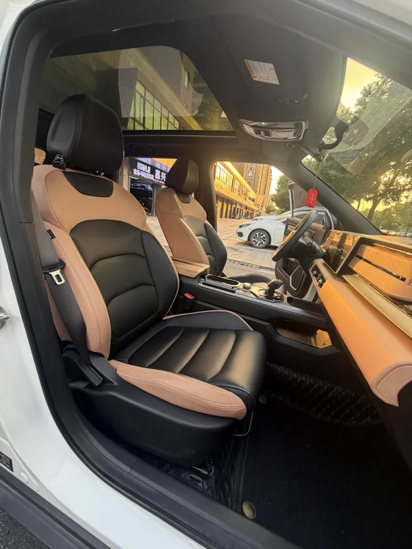 Geely ICON 2023 1.5TD Chocolate Alcoholic Edition interior photo 11 Geely ICON 2023 1.5TD Chocolate Alcoholic Edition interior photo 11