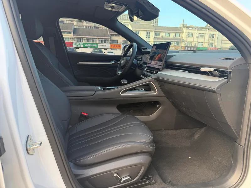 Geely Preface 2026 1.5T Oriental Yao Kunlun Edition exterior photo 5 Geely Preface 2026 1.5T Oriental Yao Kunlun Edition exterior photo 5