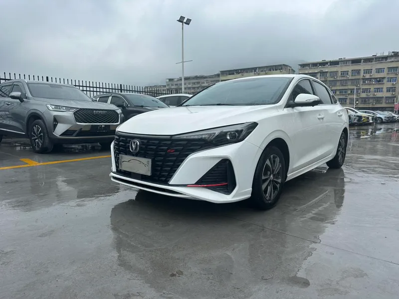 Changan Eado 2023 PLUS Enjoyment Edition Blue whale NE 1.4T GDI DCT Premium Trim exterior photo 1 Changan Eado 2023 PLUS Enjoyment Edition Blue whale NE 1.4T GDI DCT Premium Trim exterior photo 1
