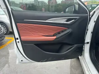 Changan Eado 2023 PLUS Enjoyment Edition Blue whale NE 1.4T GDI DCT Premium Trim interior photo 14 Changan Eado 2023 PLUS Enjoyment Edition Blue whale NE 1.4T GDI DCT Premium Trim interior photo 14
