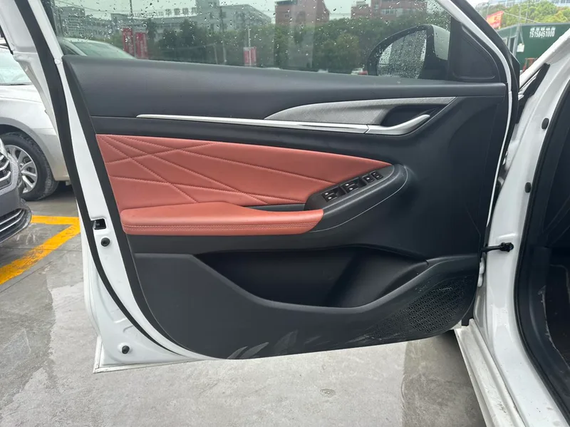 Changan Eado 2023 PLUS Enjoyment Edition Blue whale NE 1.4T GDI DCT Premium Trim interior photo 14 Changan Eado 2023 PLUS Enjoyment Edition Blue whale NE 1.4T GDI DCT Premium Trim interior photo 14