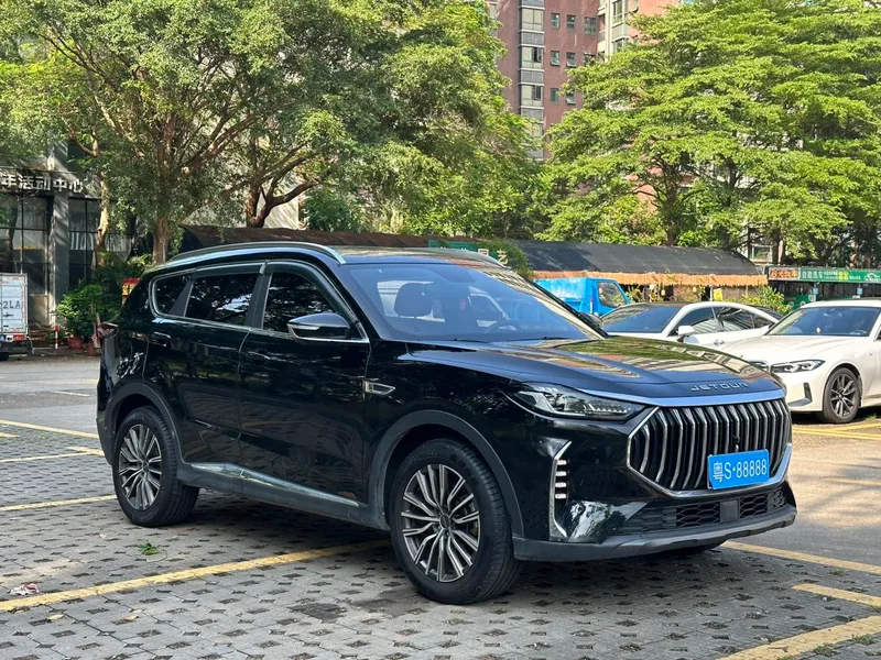 Jetour X70 PLUS 2023 1.5T DCT Brave person PLUS 7 seat exterior photo 3 Jetour X70 PLUS 2023 1.5T DCT Brave person PLUS 7 seat exterior photo 3