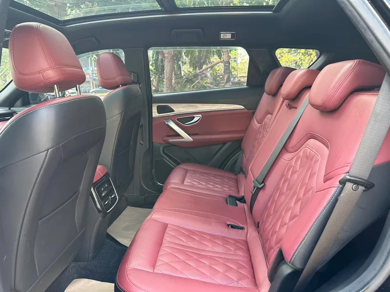 Jetour X70 PLUS 2023 1.5T DCT Brave person PLUS 7 seat exterior photo 6 Jetour X70 PLUS 2023 1.5T DCT Brave person PLUS 7 seat exterior photo 6