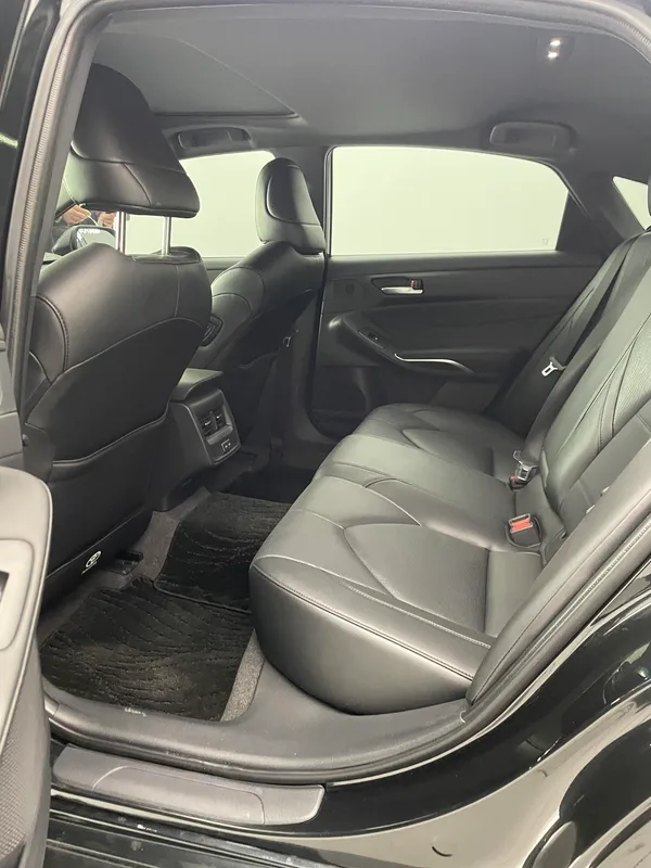 Toyota Avalon 2023 2.0L CVT Edición de lujo interior foto 18 Toyota Avalon 2023 2.0L CVT Edición de lujo interior foto 18