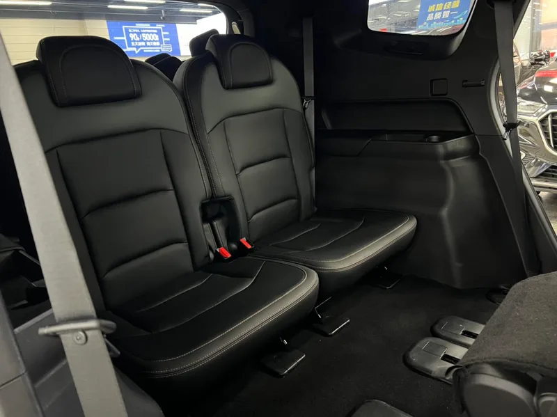Geely Okavango L 2023 2.0TD DCT Premium Trim interior photo 10 Geely Okavango L 2023 2.0TD DCT Premium Trim interior photo 10