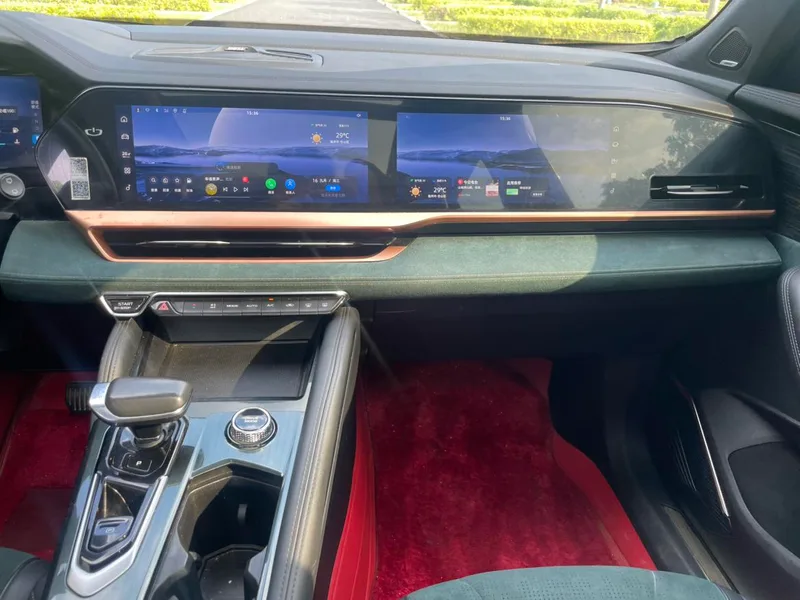 Geely Monjaro 2021 2.0TD High-power automatic four-wheel drive distinguished model interior photo 14 Geely Monjaro 2021 2.0TD High-power automatic four-wheel drive distinguished model interior photo 14