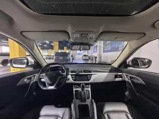 Geely Boyue 2018 1.8TD Automatic two-drive intelligent joint type 4G Interconnected Edition interior photo 7