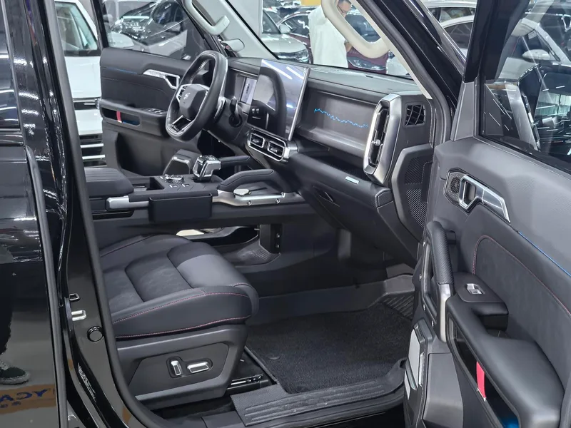 Jetour T2 2025 2.0TD Four-wheel drive Star Guard interior photo 10 Jetour T2 2025 2.0TD Four-wheel drive Star Guard interior photo 10