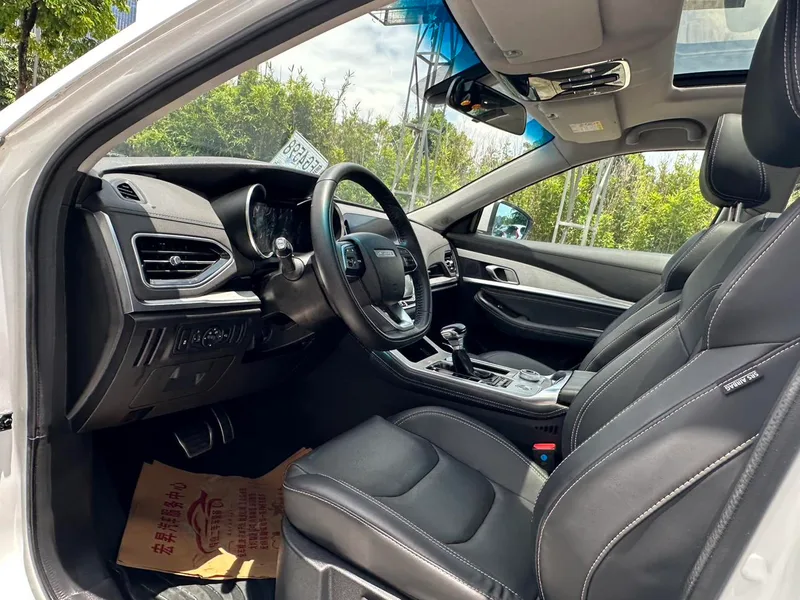 Jetour X70 2022 1.5T DCT Edición Yuexing 5 Asiento exterior foto 4 Jetour X70 2022 1.5T DCT Edición Yuexing 5 Asiento exterior foto 4