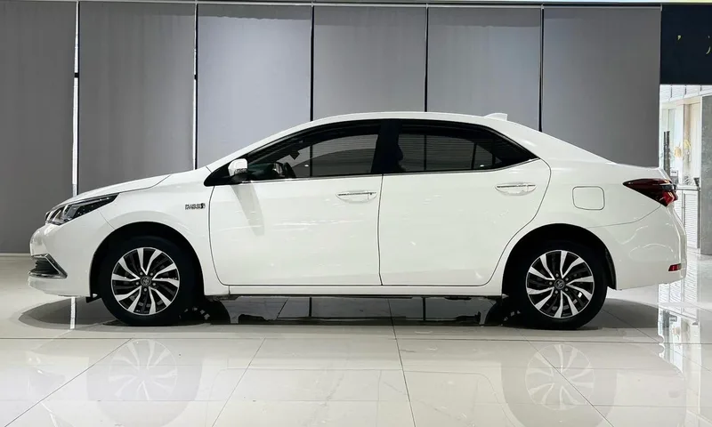 Toyota Corolla Plug-in Hybrid 2020 1.8L Comfort Edition exterior photo 3 Toyota Corolla Plug-in Hybrid 2020 1.8L Comfort Edition exterior photo 3