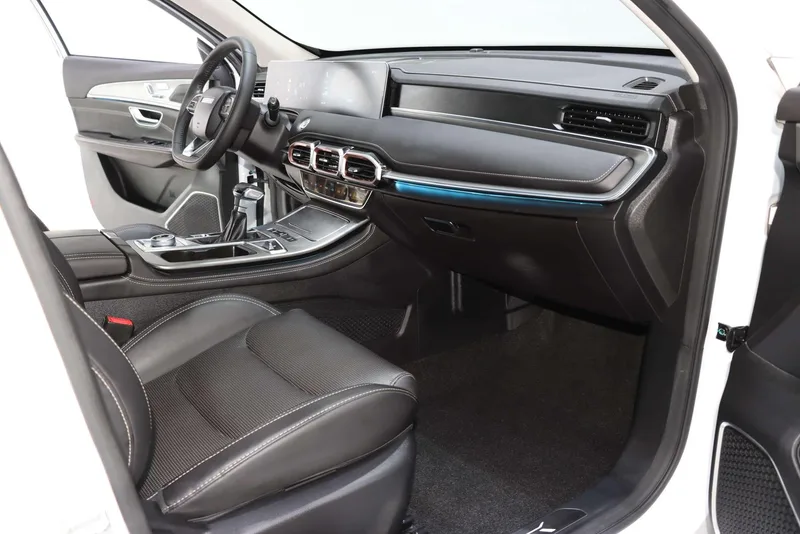 Jetour X70 PLUS 2021 1.5T DCT mountain 7 seat interior photo 18 Jetour X70 PLUS 2021 1.5T DCT mountain 7 seat interior photo 18