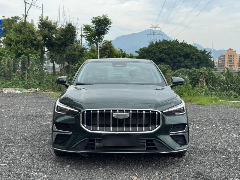 Geely Emgrand 2026 5th Gen 1.5T DCT Flagship exterior photo 2 Geely Emgrand 2026 5th Gen 1.5T DCT Flagship exterior photo 2