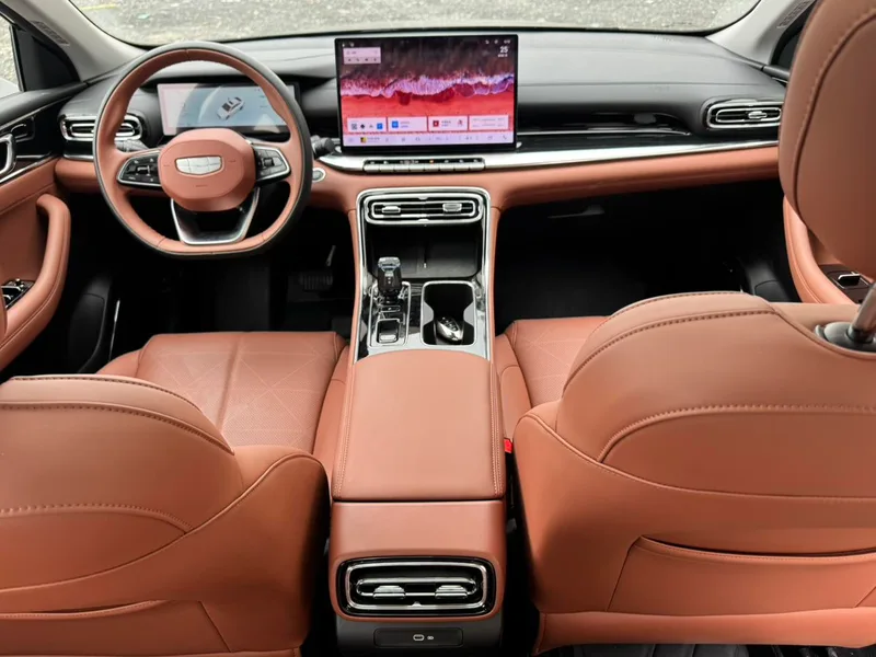 Geely Emgrand 2026 5th Gen 1.5T DCT Flagship interior photo 13 Geely Emgrand 2026 5th Gen 1.5T DCT Flagship interior photo 13