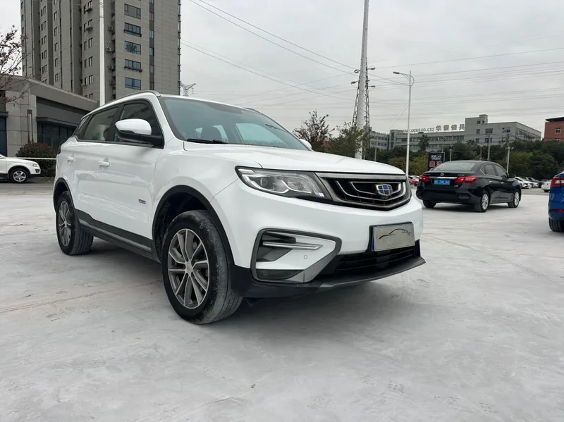 Geely Boyue 2020 1.8TD DCT Tipo de conexión inteligente con tracción en dos ruedas 4G Versión de Internet exterior foto 3 Geely Boyue 2020 1.8TD DCT Tipo de conexión inteligente con tracción en dos ruedas 4G Versión de Internet exterior foto 3
