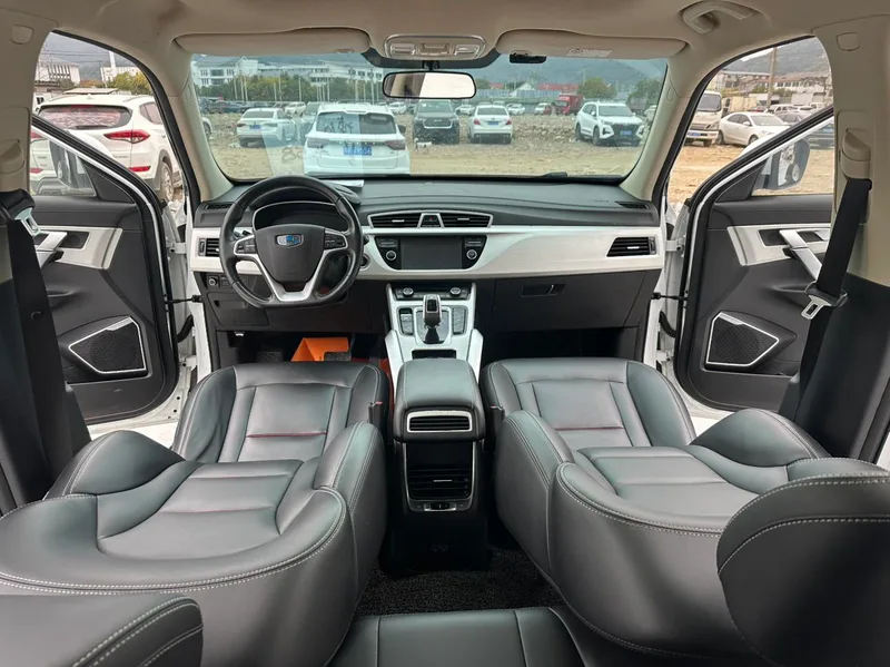 Geely Boyue 2020 1.8TD DCT Tipo de conexión inteligente con tracción en dos ruedas 4G Versión de Internet interior foto 11 Geely Boyue 2020 1.8TD DCT Tipo de conexión inteligente con tracción en dos ruedas 4G Versión de Internet interior foto 11