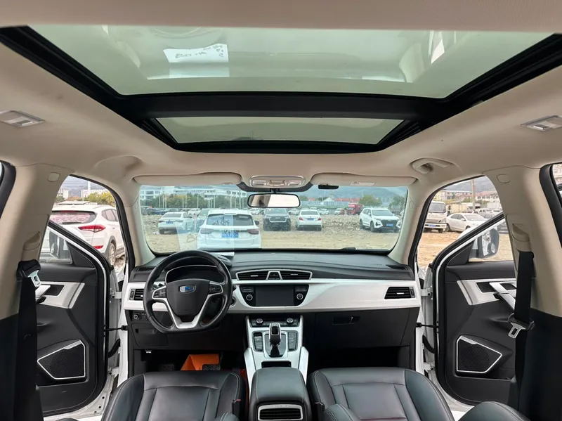 Geely Boyue 2020 1.8TD DCT Tipo de conexión inteligente con tracción en dos ruedas 4G Versión de Internet interior foto 12 Geely Boyue 2020 1.8TD DCT Tipo de conexión inteligente con tracción en dos ruedas 4G Versión de Internet interior foto 12