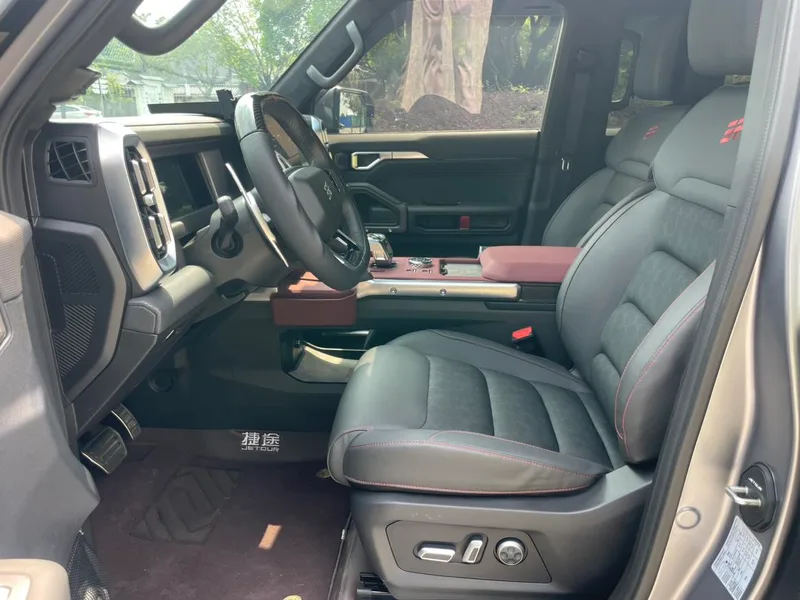 Jetour T2 2023 2.0TD Four-wheel drive Time travel PRO exterior photo 8 Jetour T2 2023 2.0TD Four-wheel drive Time travel PRO exterior photo 8