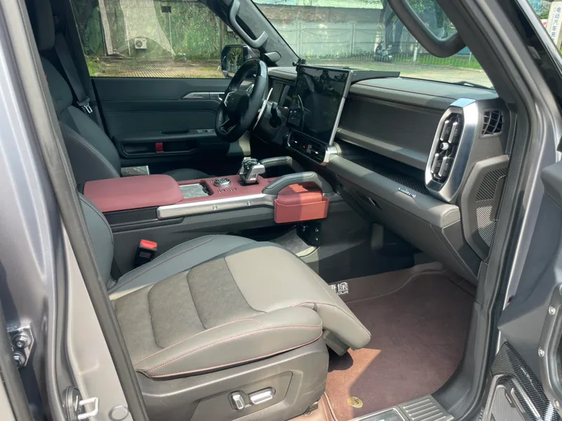 Jetour T2 2023 2.0TD Four-wheel drive Time travel PRO interior photo 13 Jetour T2 2023 2.0TD Four-wheel drive Time travel PRO interior photo 13