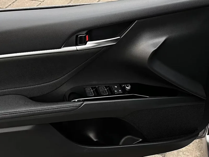 Toyota Camry 2022 2.0GVP Version leader extérieur photo 6
