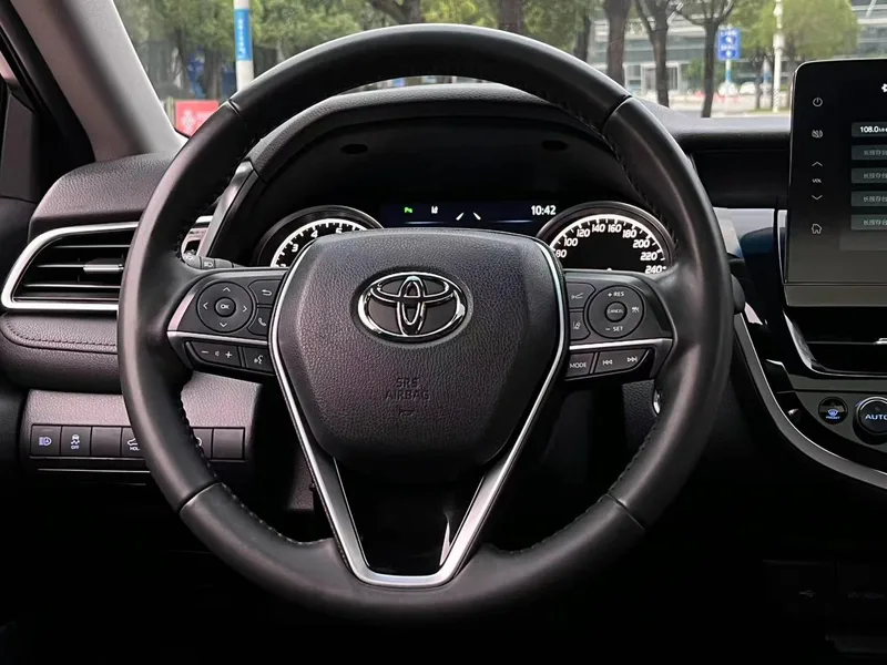 Toyota Camry 2022 2.0GVP Version leader intérieur photo 8