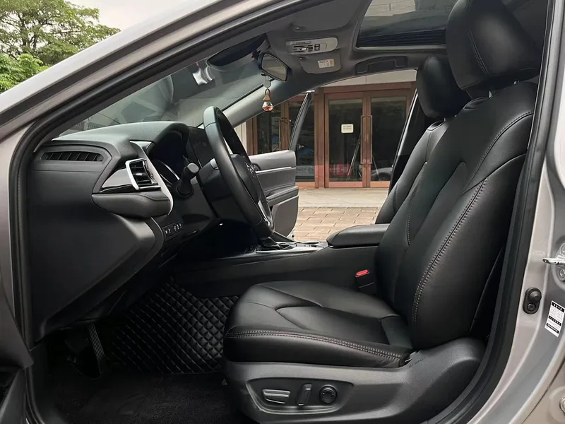 Toyota Camry 2022 2.0GVP Version leader intérieur photo 11
