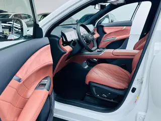 Changan CS75 PLUS 2025 Fourth generation Ultra 2.0T New Blue Whale Wisdom Zhiqing Type exterior photo 4