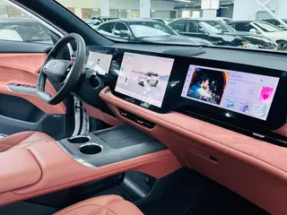 Changan CS75 PLUS 2025 Fourth generation Ultra 2.0T New Blue Whale Wisdom Zhiqing Type exterior photo 7