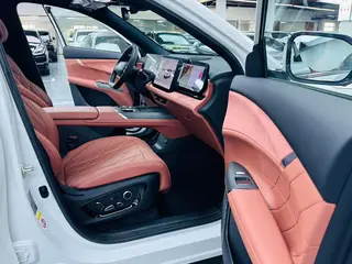 Changan CS75 PLUS 2025 Fourth generation Ultra 2.0T New Blue Whale Wisdom Zhiqing Type exterior photo 8