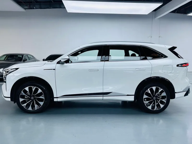 Changan CS75 PLUS 2025 Fourth generation Ultra 2.0T New Blue Whale Wisdom Zhiqing Type interior photo 12