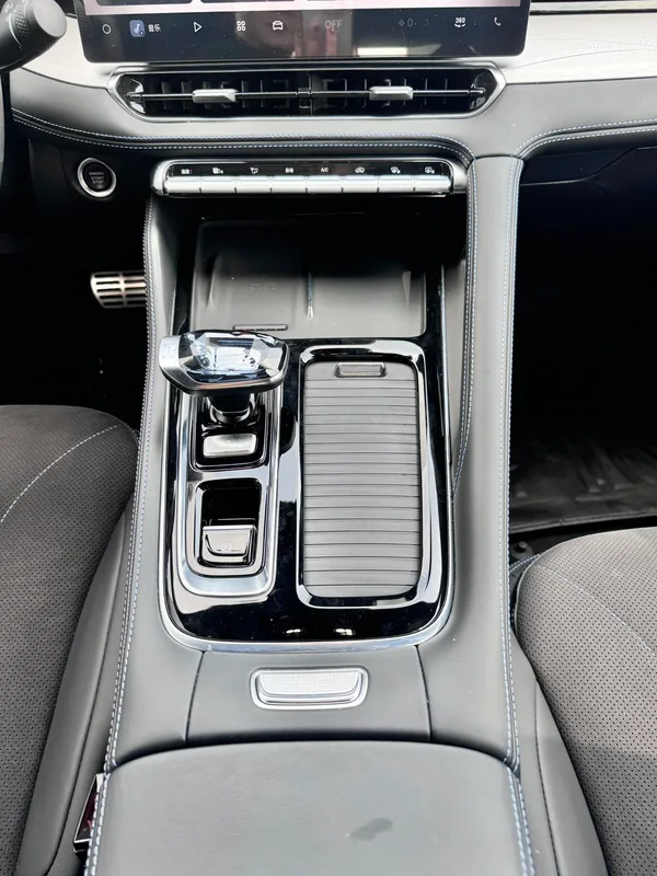 Geely Preface 2026 2.0T Oriente Yao Edición Mochizuki interior foto 8 Geely Preface 2026 2.0T Oriente Yao Edición Mochizuki interior foto 8