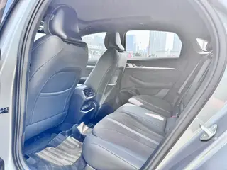 Geely Preface 2026 2.0T Oriente Yao Edición Mochizuki interior foto 9 Geely Preface 2026 2.0T Oriente Yao Edición Mochizuki interior foto 9