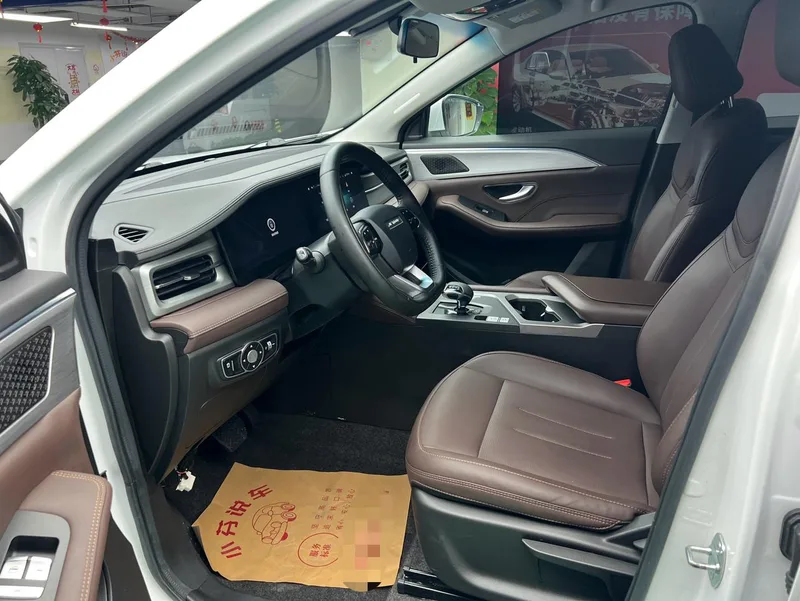 Jetour X90 PLUS 2023 1.6TD DCT Single-level floor interior photo 16